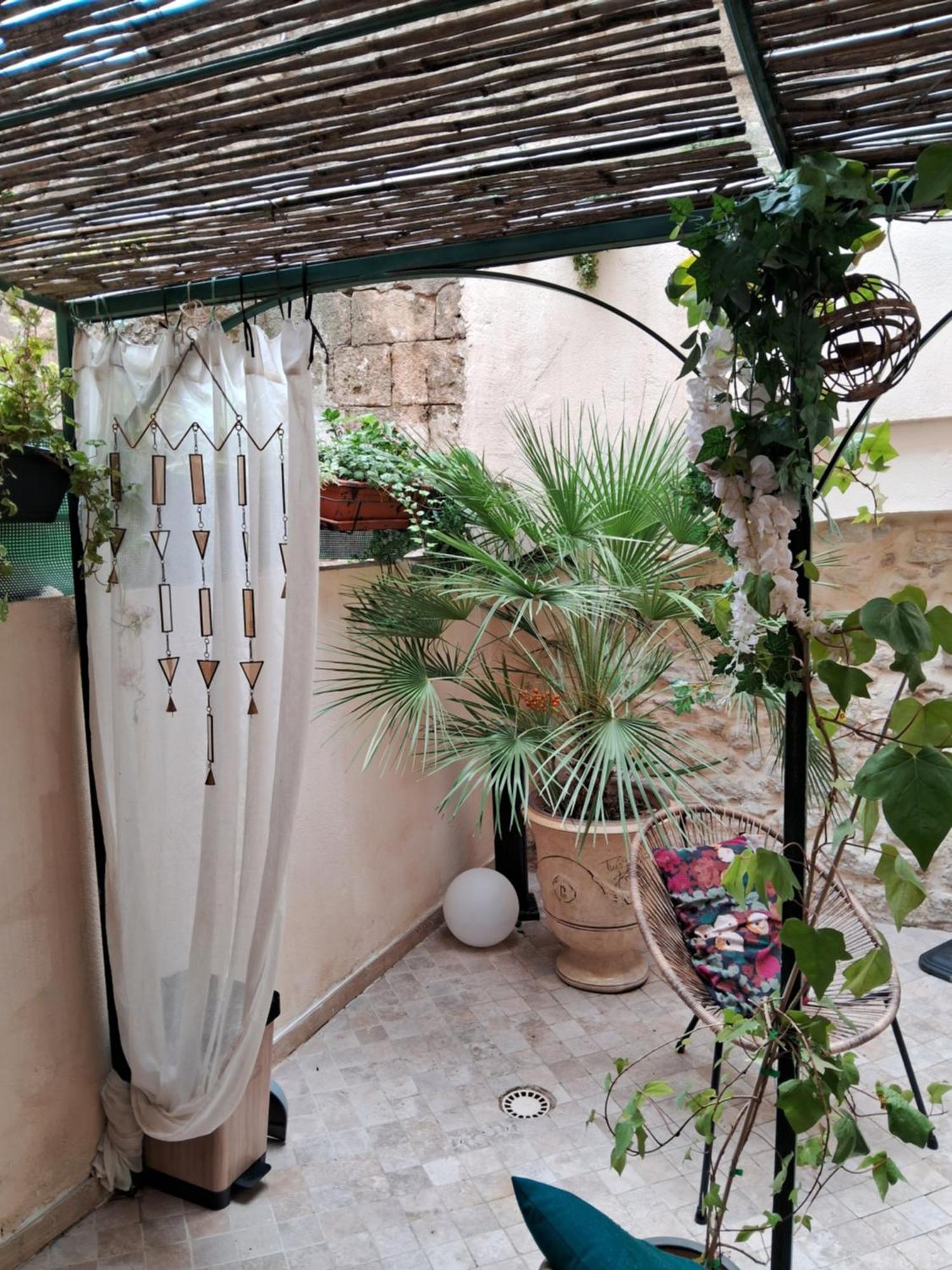 Le Clos Du Rouet Tarascon Extérieur photo